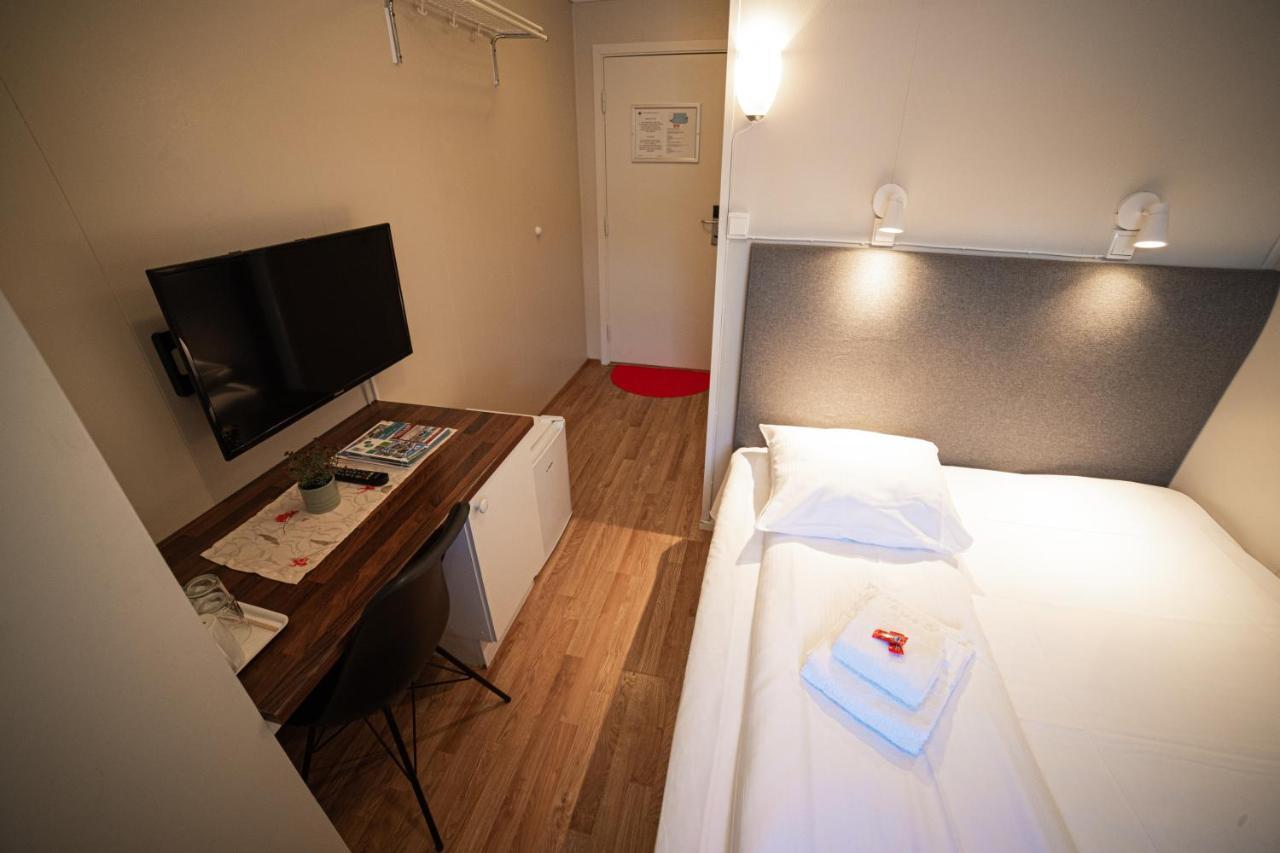 Forde Gjestehus Og Camping Exteriör bild
