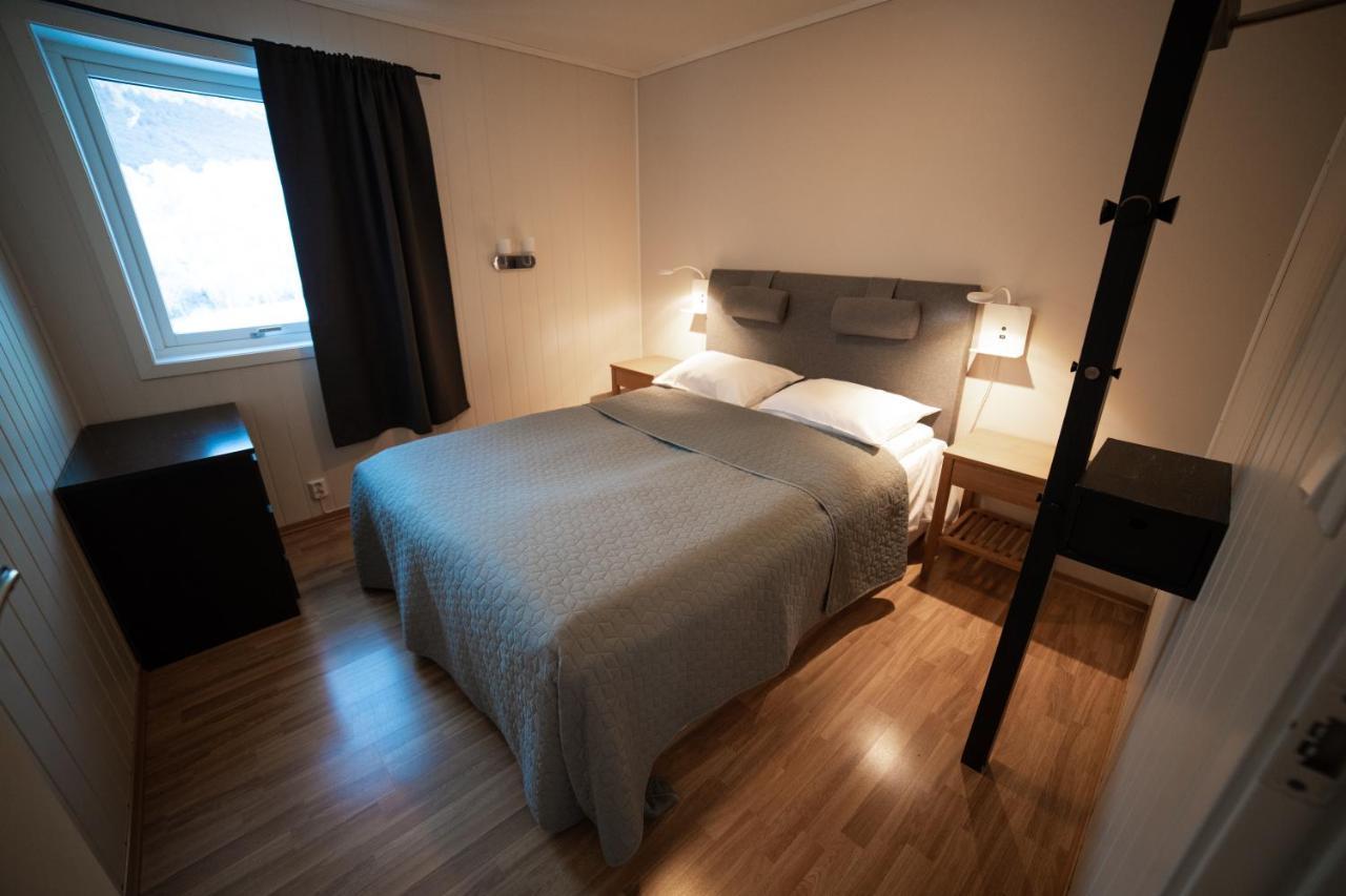 Forde Gjestehus Og Camping Exteriör bild