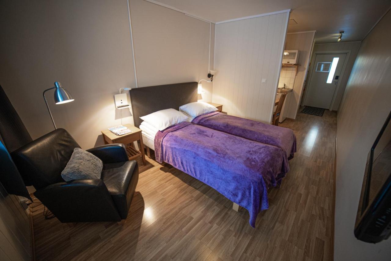 Forde Gjestehus Og Camping Exteriör bild